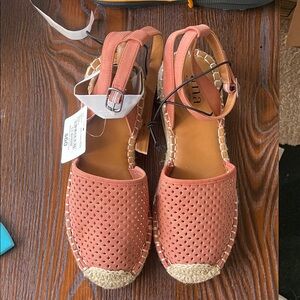 Coral Espadrille Sandals size 5.5